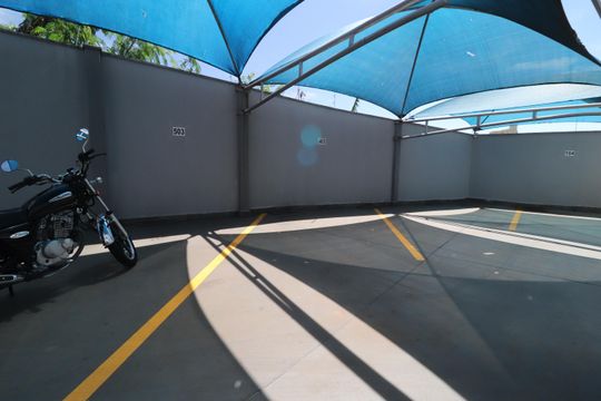 Garagem de apartamento para alugar com 2 quartos, 52m² em Centro, Uberlândia