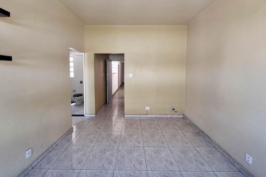 Sala de apartamento à venda com 2 quartos, 72m² em Centro, Niterói