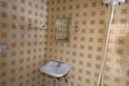Banheiro de casa para alugar com 2 quartos, 50m² em Pestana, Osasco
