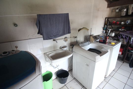 Área de Serviço de casa à venda com 5 quartos, 360m² em Conjunto Agua Branca, Contagem