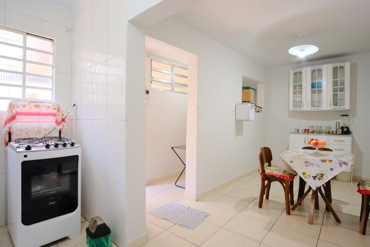 Cozinha da Casa 2 de casa à venda com 7 quartos, 450m² em Vila Nova Manchester, São Paulo