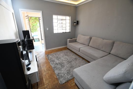 Sala de casa à venda com 2 quartos, 252m² em Chácara da Barra, Campinas