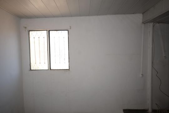 Sala de apartamento para alugar com 1 quarto, 30m² em Vila Valqueire, Rio de Janeiro