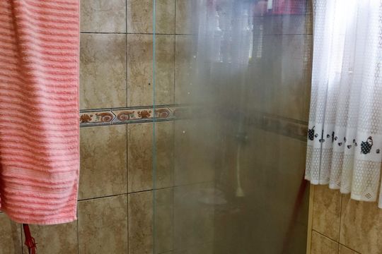 Banheiro de casa à venda com 3 quartos, 125m² em Bandeiras, Osasco