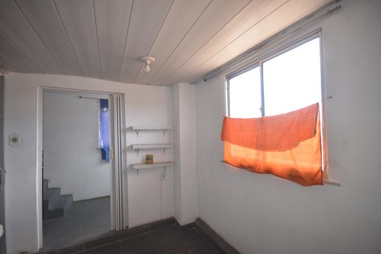 Cozinha  de apartamento para alugar com 1 quarto, 30m² em Vila Valqueire, Rio de Janeiro