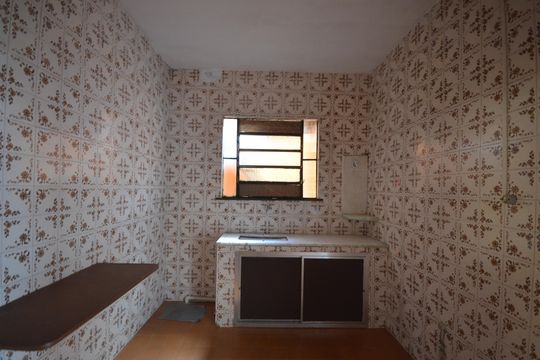 Cozinha de apartamento para alugar com 1 quarto, 100m² em Vila Valqueire, Rio de Janeiro
