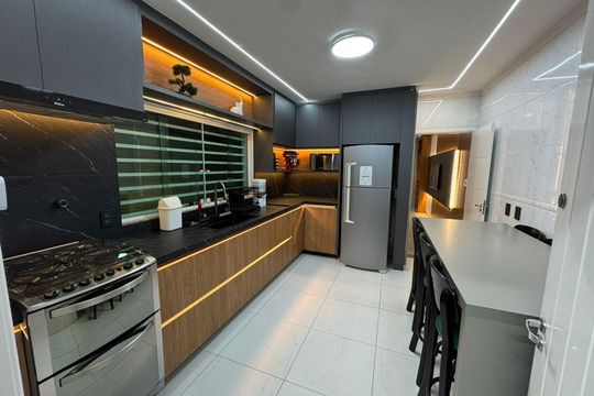 Casa à venda com 3 quartos, 92m² em Parada Inglesa, São Paulo