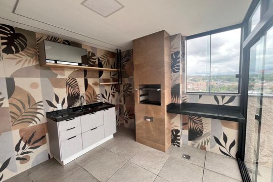 Apartamento para alugar com 2 quartos, 98m² em Cabral, Contagem