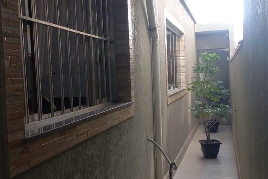 Área externa de casa à venda com 3 quartos, 162m² em Paulicéia, São Bernardo do Campo