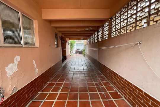 Garagem de casa à venda com 4 quartos, 180m² em Vila Lageado, São Paulo