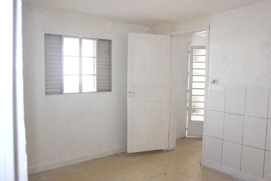 Casa para alugar com 1 quarto, 30m² em Jardim Rosa de Franca, Guarulhos