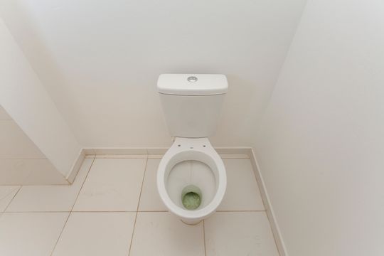 Banheiro de kitnet/studio à venda com 1 quarto, 37m² em Jardim Santa Cruz (campo Grande), São Paulo