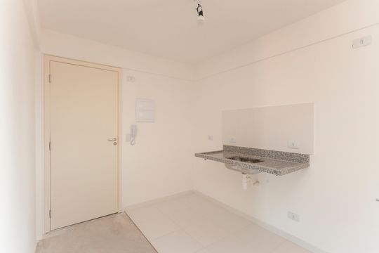 Cozinha de kitnet/studio à venda com 1 quarto, 37m² em Jardim Santa Cruz (campo Grande), São Paulo