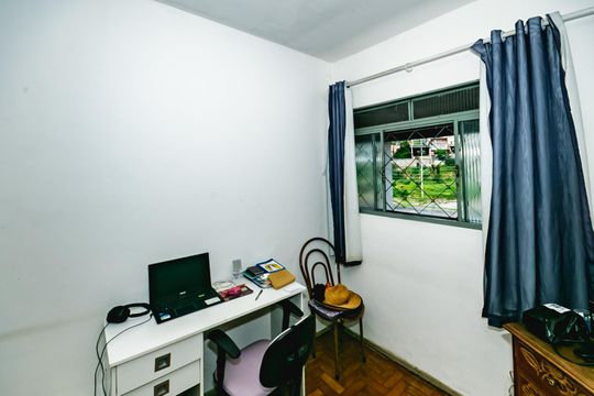 Casa para alugar com 3 quartos, 320m² em Santa Monica, Belo Horizonte