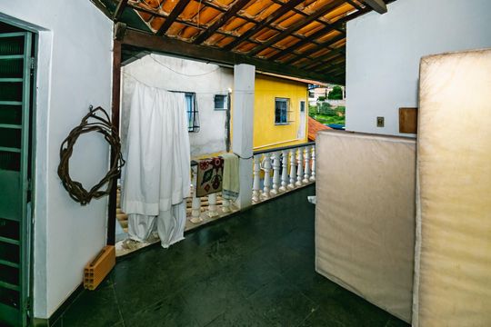 Casa para alugar com 3 quartos, 320m² em Santa Monica, Belo Horizonte
