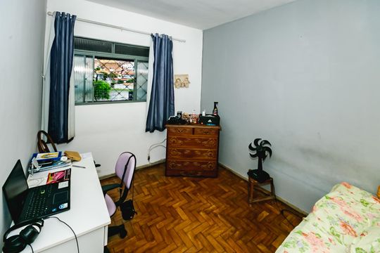 Casa para alugar com 3 quartos, 320m² em Santa Monica, Belo Horizonte