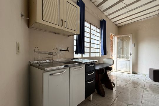 Cozinha - Armários de casa para alugar com 1 quarto, 30m² em Setor Habitacional Vicente Pires, Brasília