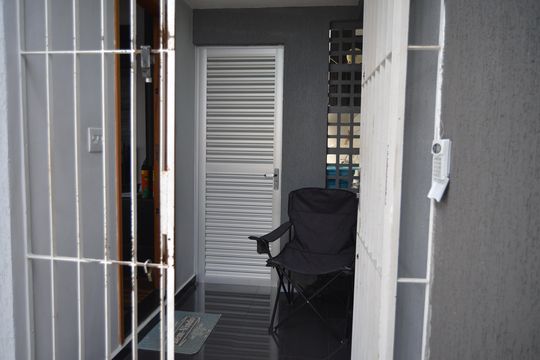 Quintal de casa à venda com 2 quartos, 120m² em Vila Scarpelli, Santo André