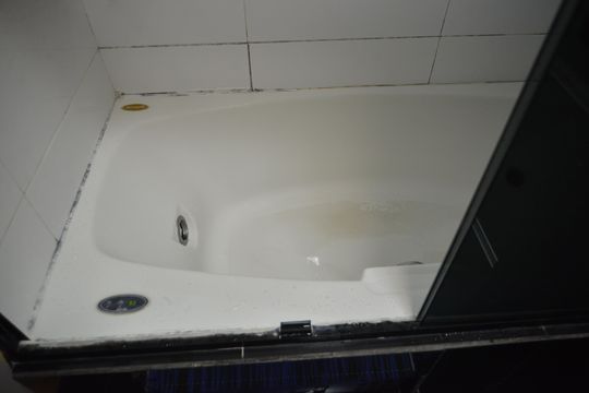 Banheiro da Suíte de casa à venda com 2 quartos, 120m² em Vila Scarpelli, Santo André