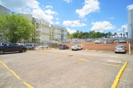 Garagem de apartamento à venda com 2 quartos, 45m² em São José, São Leopoldo