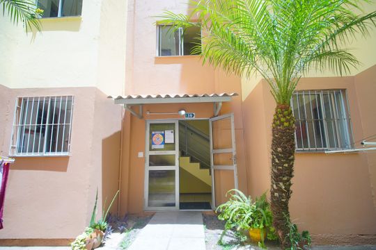 Fachada do bloco de apartamento à venda com 2 quartos, 45m² em São José, São Leopoldo