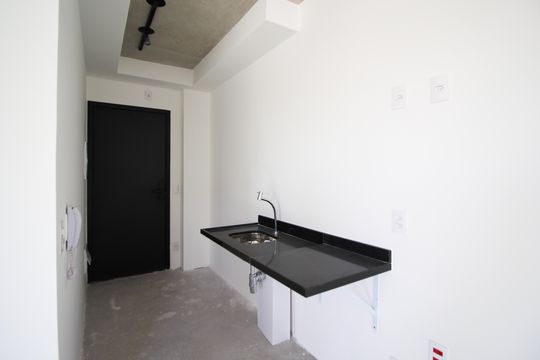 Cozinha de kitnet/studio à venda com 1 quarto, 30m² em Indianópolis, São Paulo