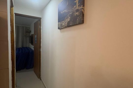 Corredor de apartamento à venda com 1 quarto, 45m² em Recreio dos Bandeirantes, Rio de Janeiro
