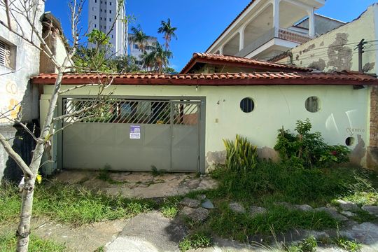 Fachada de casa à venda com 3 quartos, 300m² em Vila Isolina Mazzei, São Paulo