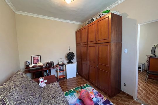 Quarto 2 de casa à venda com 3 quartos, 180m² em Engenho de Dentro, Rio de Janeiro