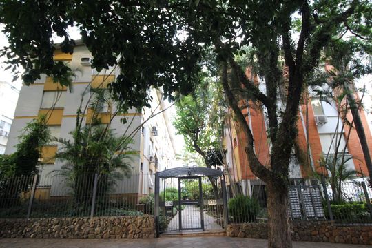 Fachada de apartamento à venda com 3 quartos, 69m² em Mont’serrat, Porto Alegre