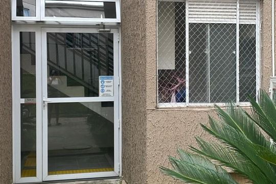 Área externa de apartamento para alugar com 2 quartos, 48m² em Jardim Petropolis, Cotia