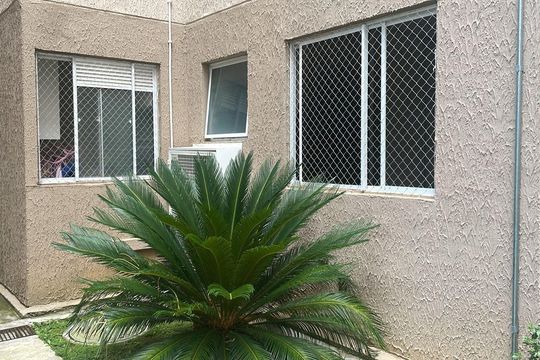 Área externa de apartamento para alugar com 2 quartos, 48m² em Jardim Petropolis, Cotia