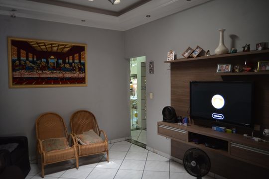 Sala de casa para alugar com 2 quartos, 250m² em Utinga, Santo André