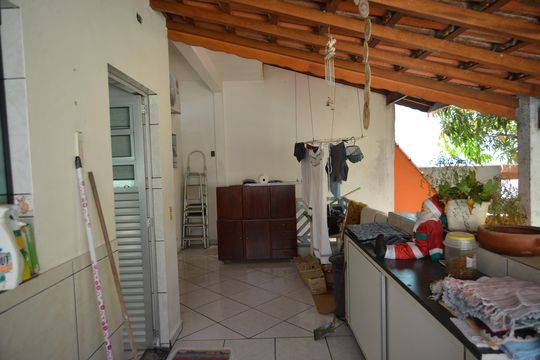Área de Serviço de casa para alugar com 2 quartos, 250m² em Utinga, Santo André
