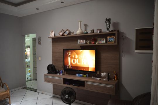 Sala de casa para alugar com 2 quartos, 250m² em Utinga, Santo André