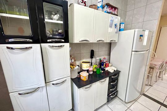Cozinha  de apartamento para alugar com 2 quartos, 47m² em Jardim Vermelhão, Guarulhos