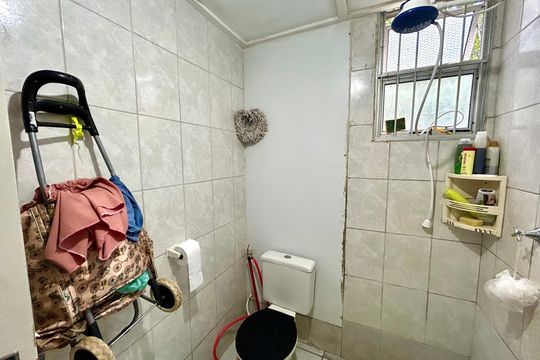 Banheiro de apartamento para alugar com 2 quartos, 47m² em Jardim Vermelhão, Guarulhos