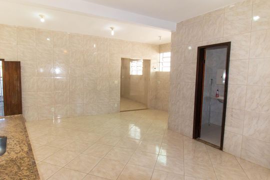 Casa à venda com 2 quartos, 300m² em Barreto, Niterói