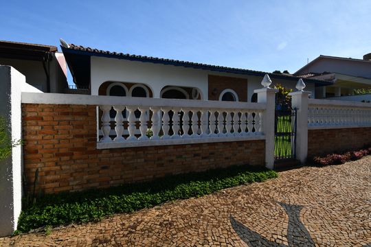 Fachada de casa para alugar com 4 quartos, 540m² em Jardim Chapadão, Campinas