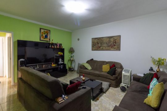 Casa à venda com 3 quartos, 250m² em Jardim Domitila, São Paulo