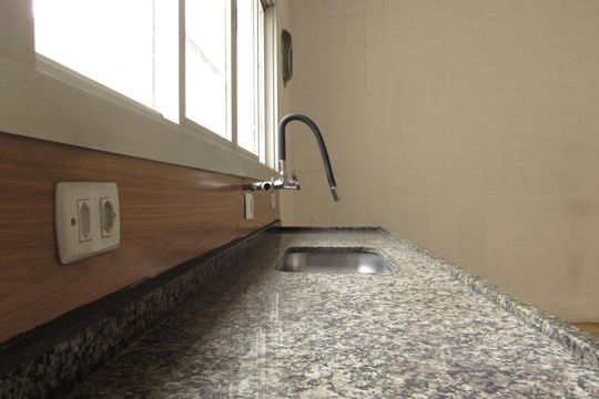 Cozinha de casa para alugar com 3 quartos, 150m² em Pestana, Osasco