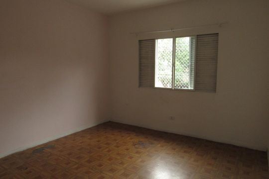 Quarto 1 de casa para alugar com 3 quartos, 150m² em Pestana, Osasco