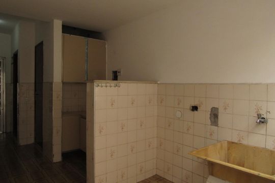 Área de Serviço de casa para alugar com 3 quartos, 150m² em Pestana, Osasco