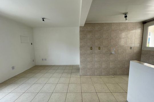 Kitnet/Studio para alugar com 1 quarto, 30m² em Vila Nova, Novo Hamburgo