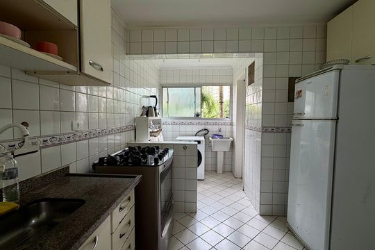 Cozinha de apartamento à venda com 3 quartos, 68m² em Jardim Pinheiros, São Paulo