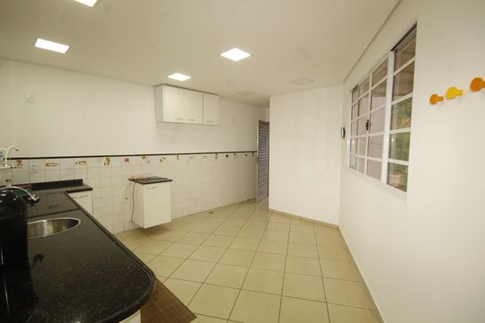 cozinha de casa de condomínio à venda com 3 quartos, 152m² em , Itabirito