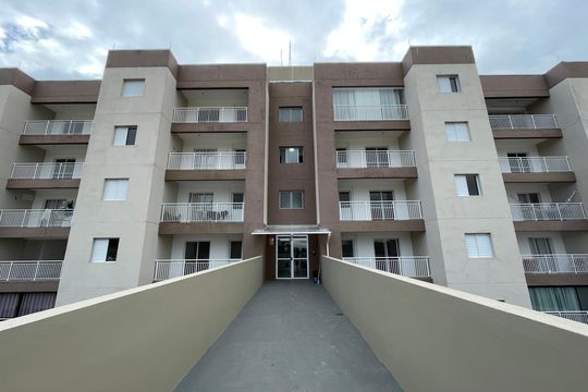 Fachada de apartamento para alugar com 2 quartos, 68m² em Colinas de Cotia, Cotia