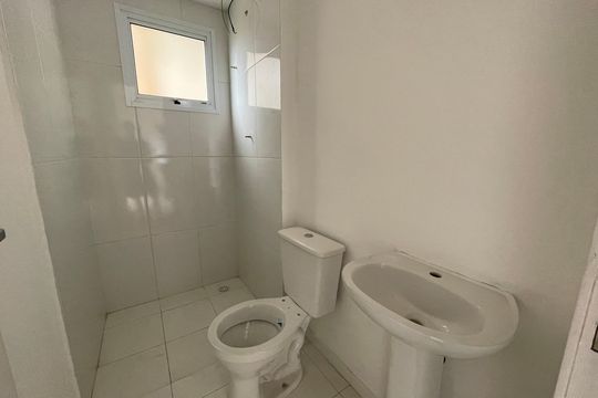 Banheiro Social de apartamento para alugar com 2 quartos, 68m² em Colinas de Cotia, Cotia