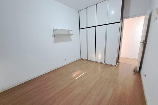 Quarto de apartamento à venda com 3 quartos, 115m² em Méier, Rio de Janeiro