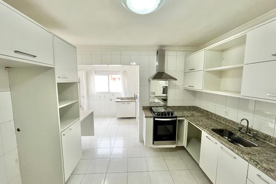Cozinha de apartamento para alugar com 3 quartos, 114m² em Lauzane Paulista, São Paulo